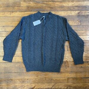 NEW Cable Knit Pullover Sweater Large Charcoal Gray